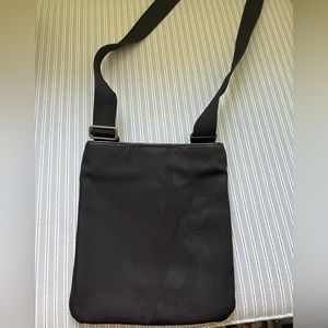Vintage Yves Saint Laurent cross body bag.